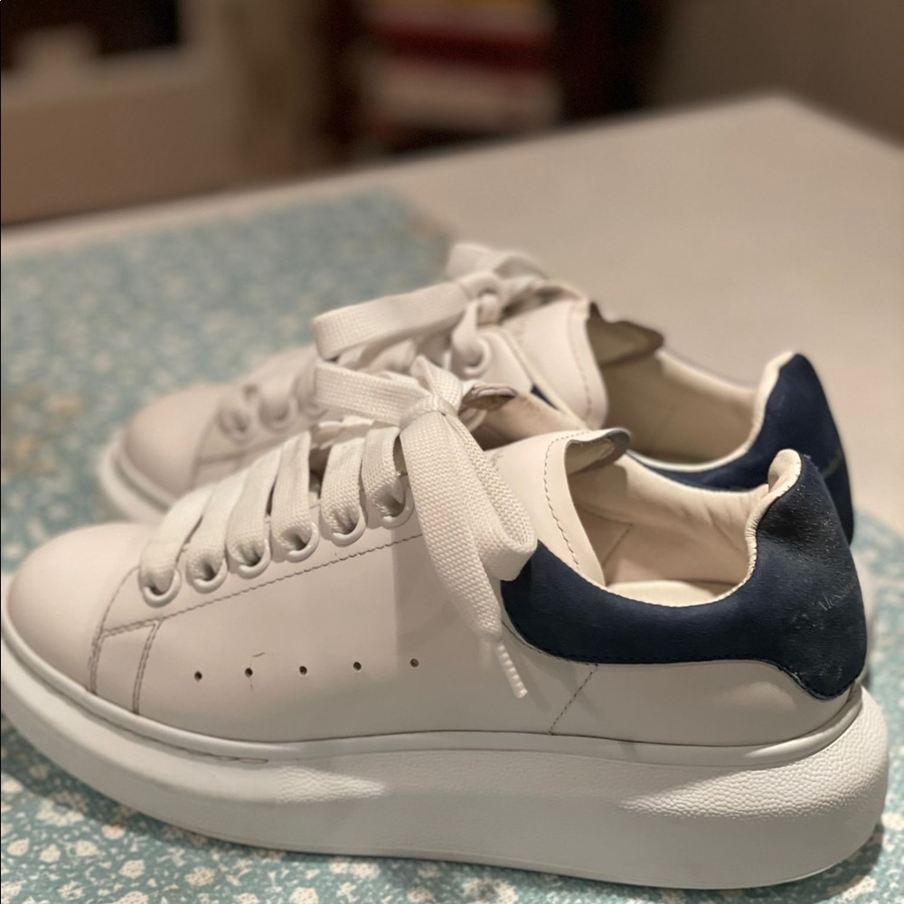Alexander McQueen Sneakers!
